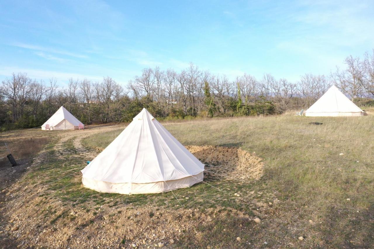 Camping Arbre De Vie มงตานญัค ภายนอก รูปภาพ