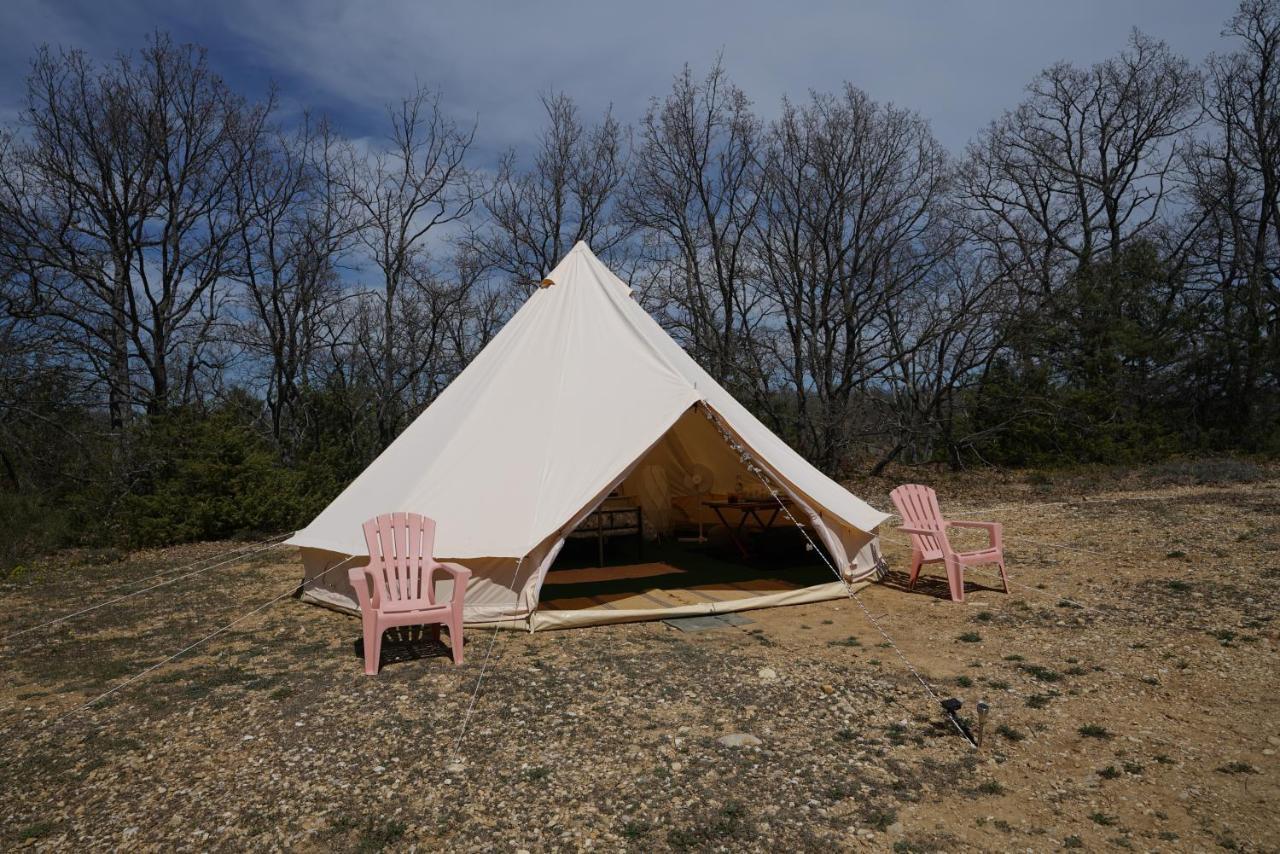 Camping Arbre De Vie มงตานญัค ภายนอก รูปภาพ