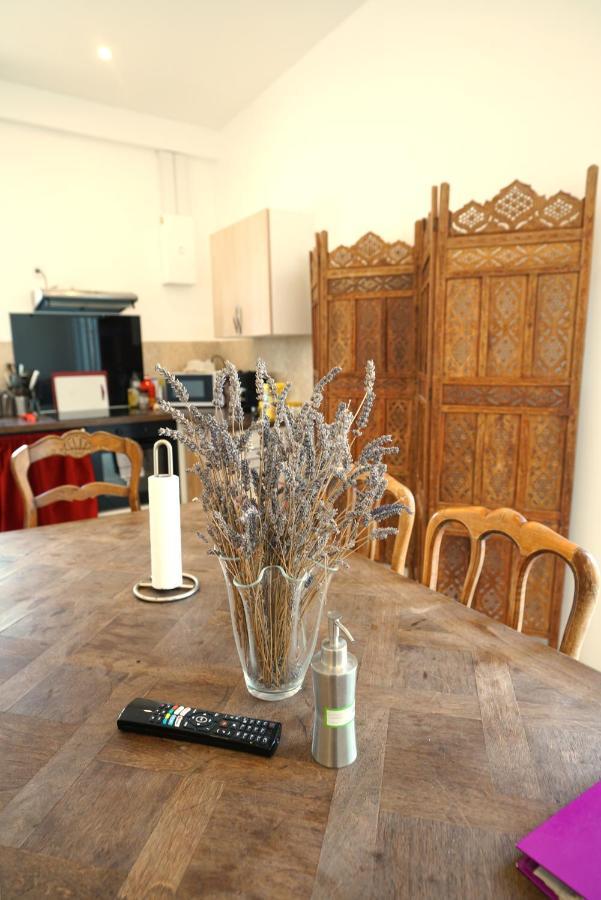 Camping Arbre De Vie มงตานญัค ภายนอก รูปภาพ