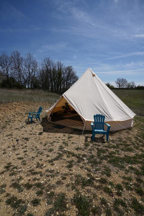 Camping Arbre De Vie มงตานญัค ภายนอก รูปภาพ